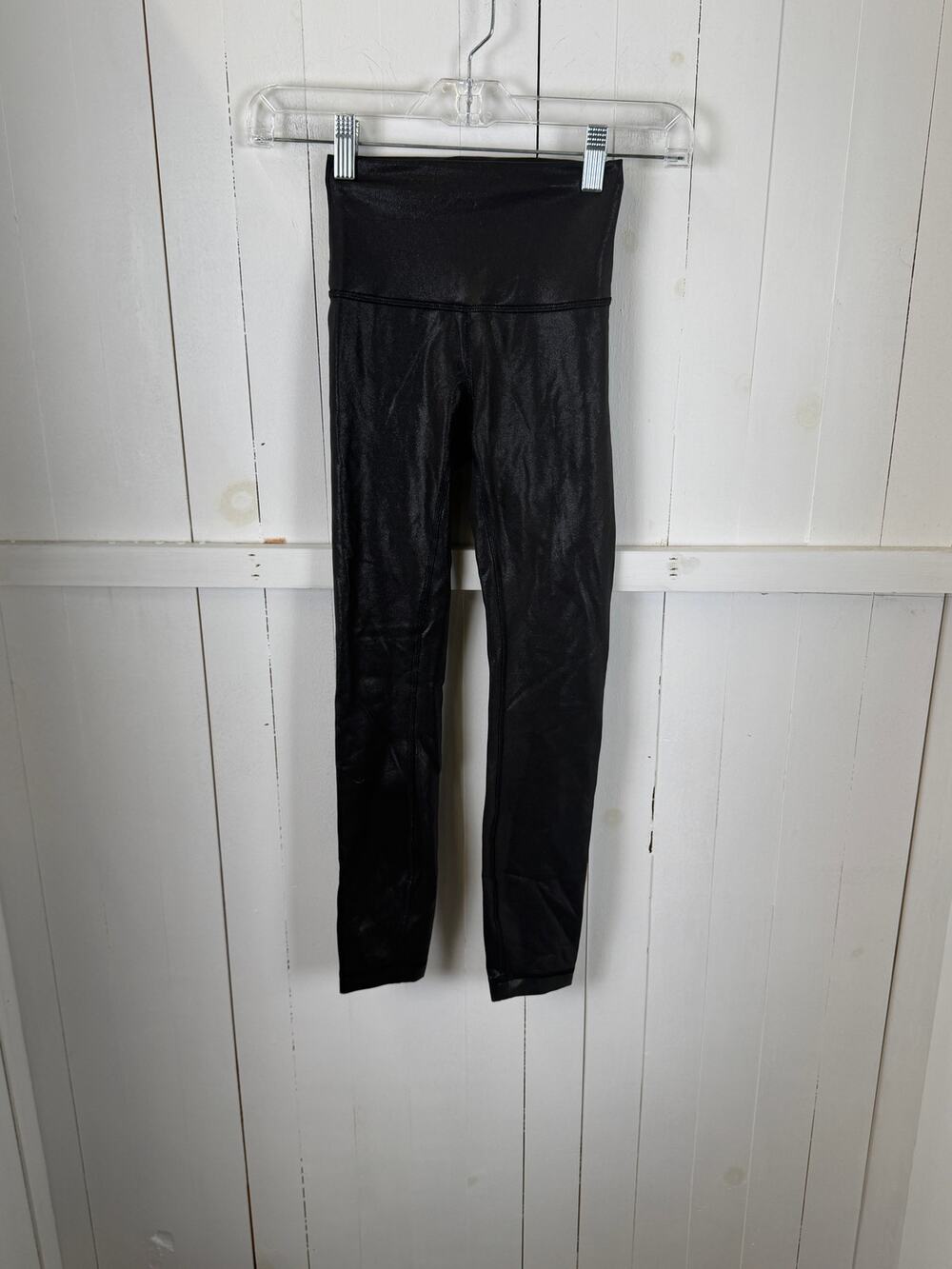 Lululemon Black Ankle Leggings Size 0 Nylon Excellent Condition